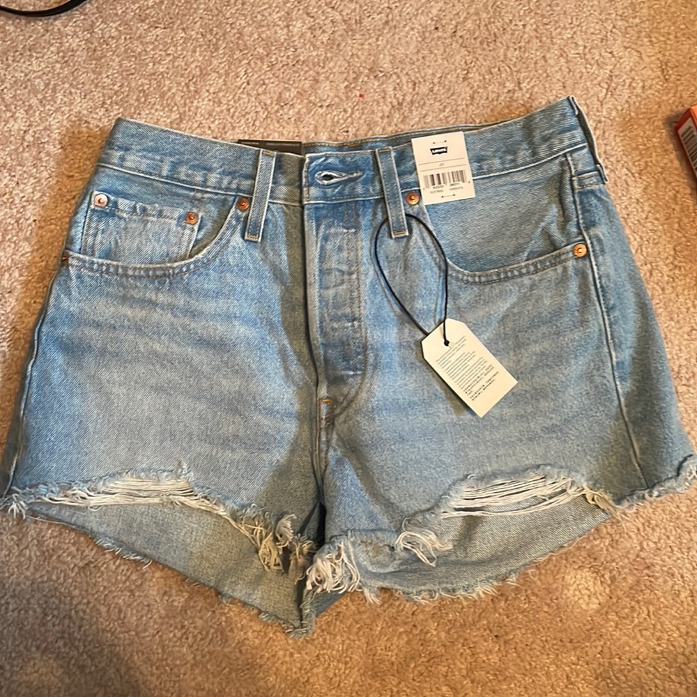 NWT Levi 501 Jean Shorts
